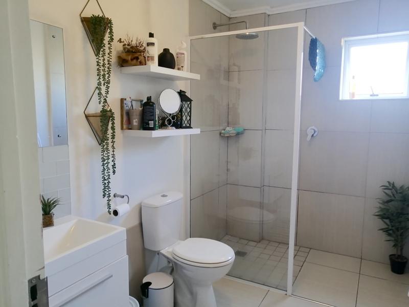 2 Bedroom Property for Sale in Kenilworth Western Cape